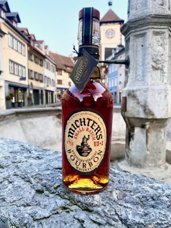 Michters Small Batch Bourbon Whiskey Michters Small Batch Bourbon Whiskey